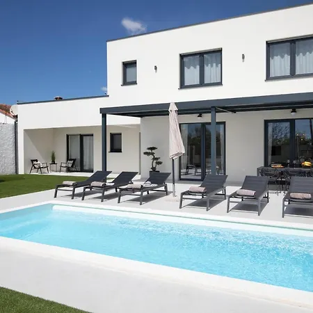 Villa Artis